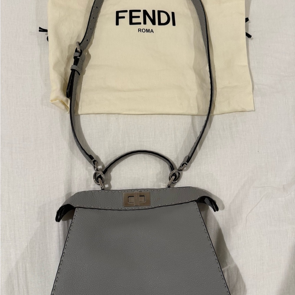 Fendi Peekaboo I See U Bag View 2